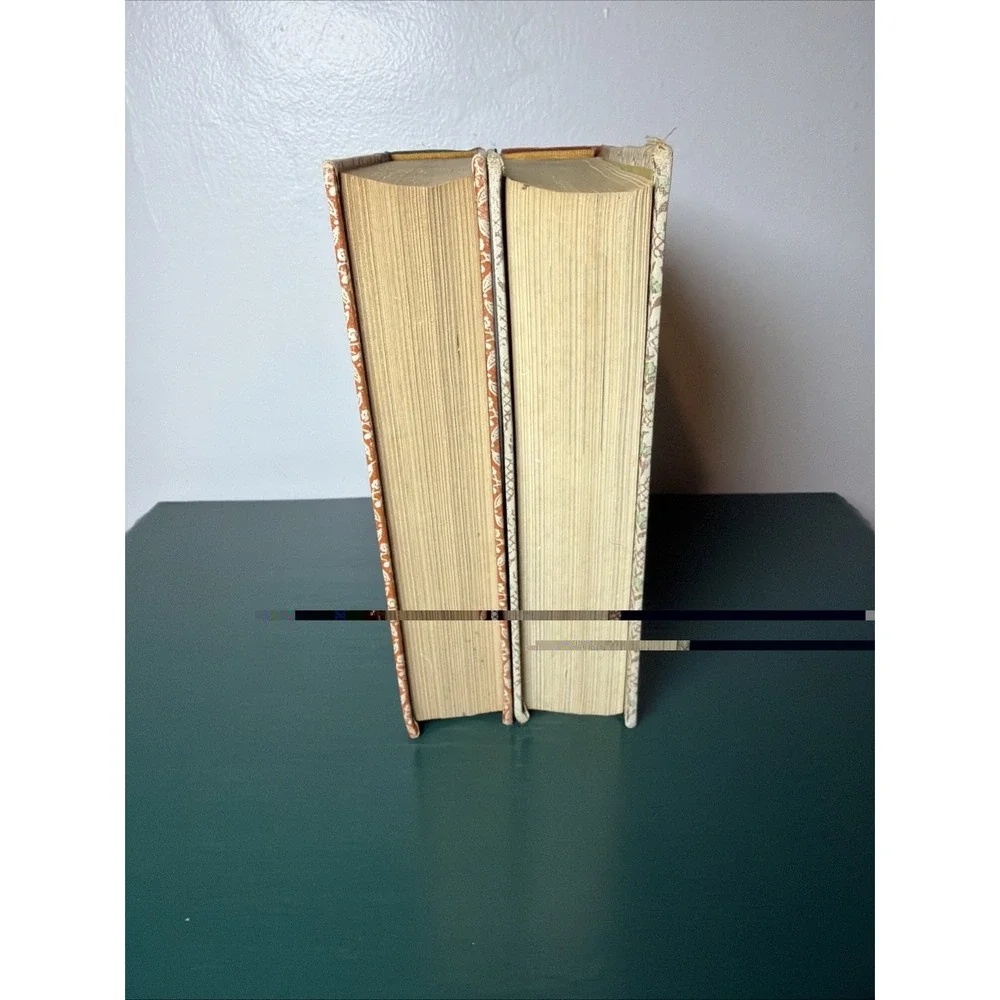 Vintage Readers Digest Condensed Books Volume 2 1968  Volume 2 1975 1st Editions